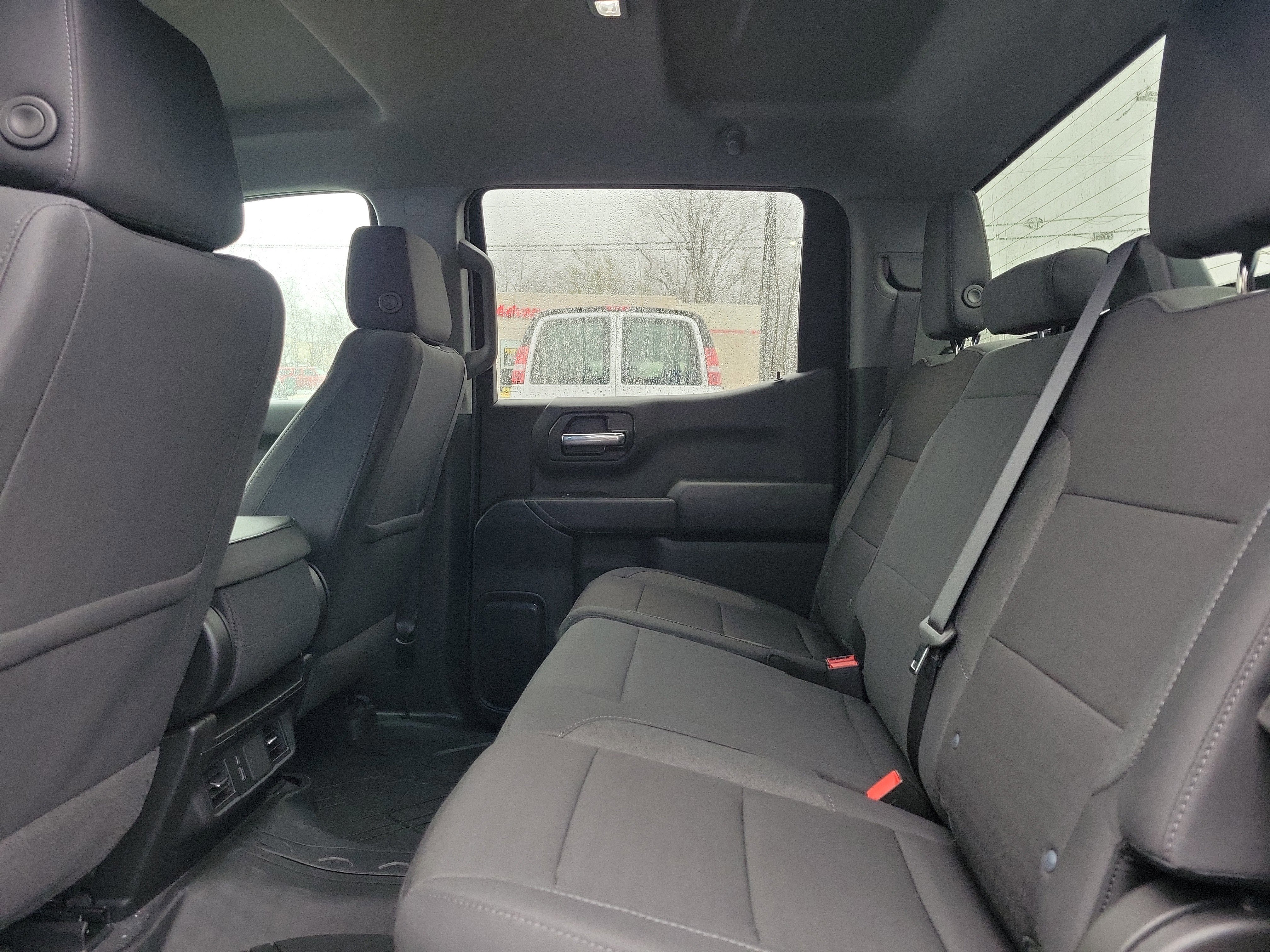 Used 2026 Chevrolet Silverado 1500 Custom image 11