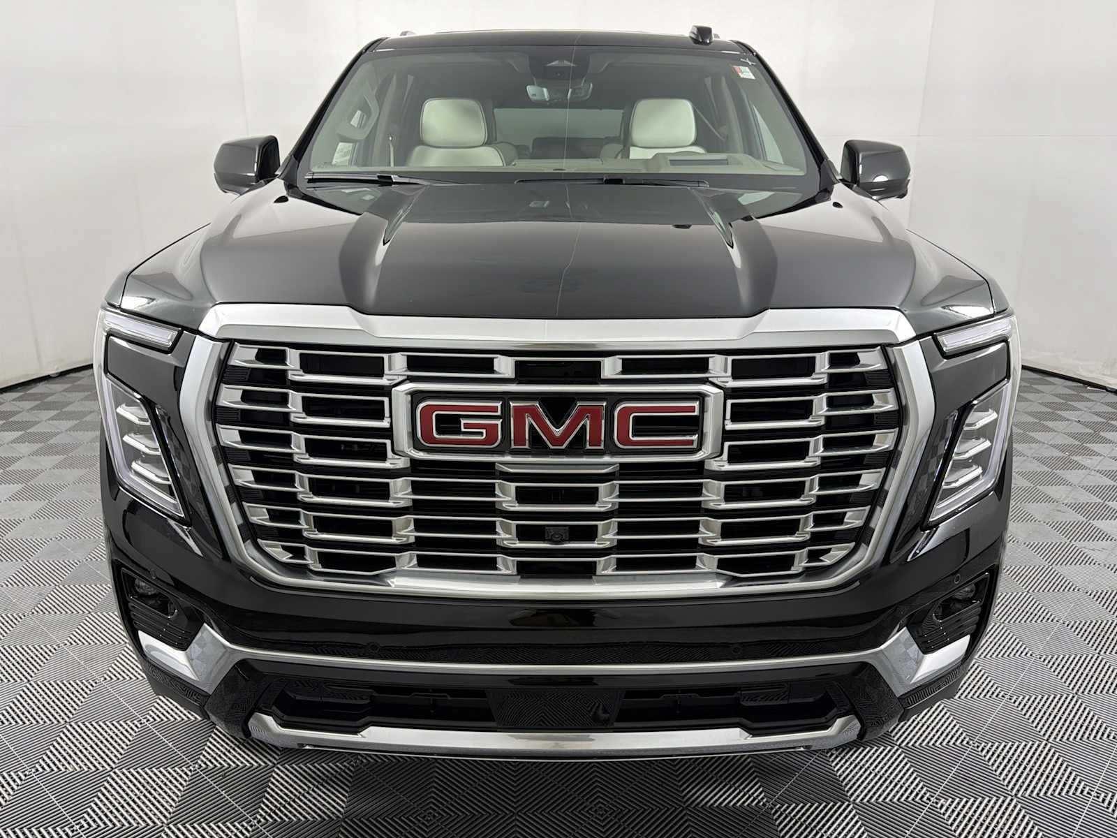 New 2026 GMC Yukon XL Denali w/ Denali Reserve Package AWD/4WD image 2