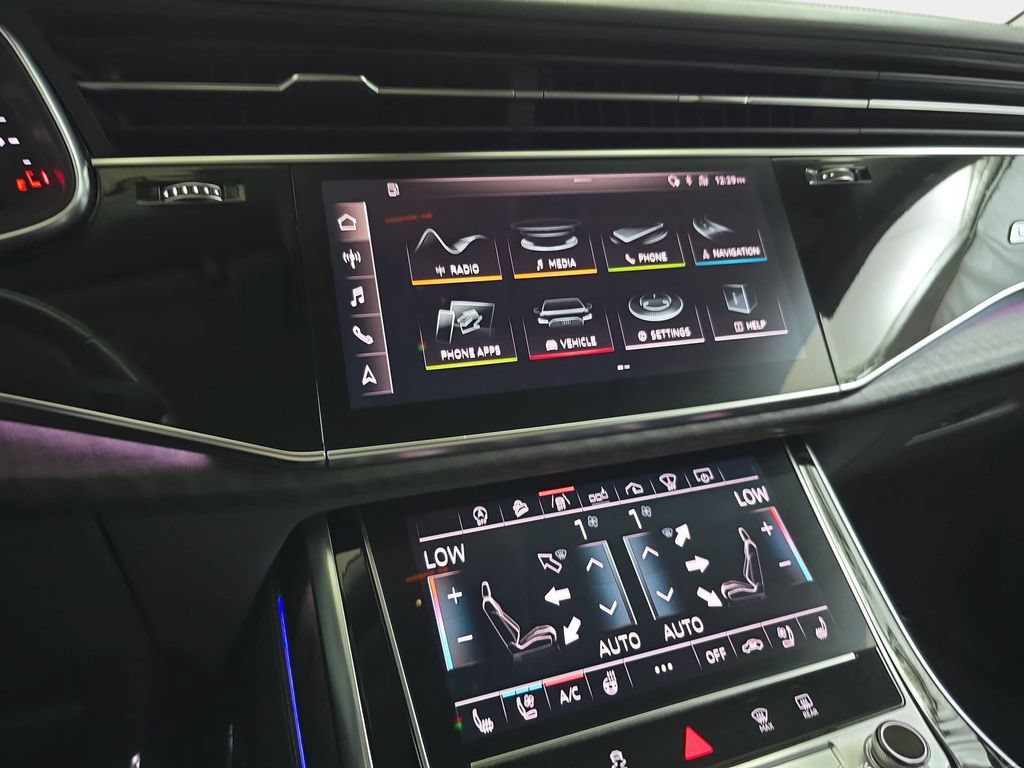 Used 2019 Audi Q8 Prestige AWD/4WD image 23