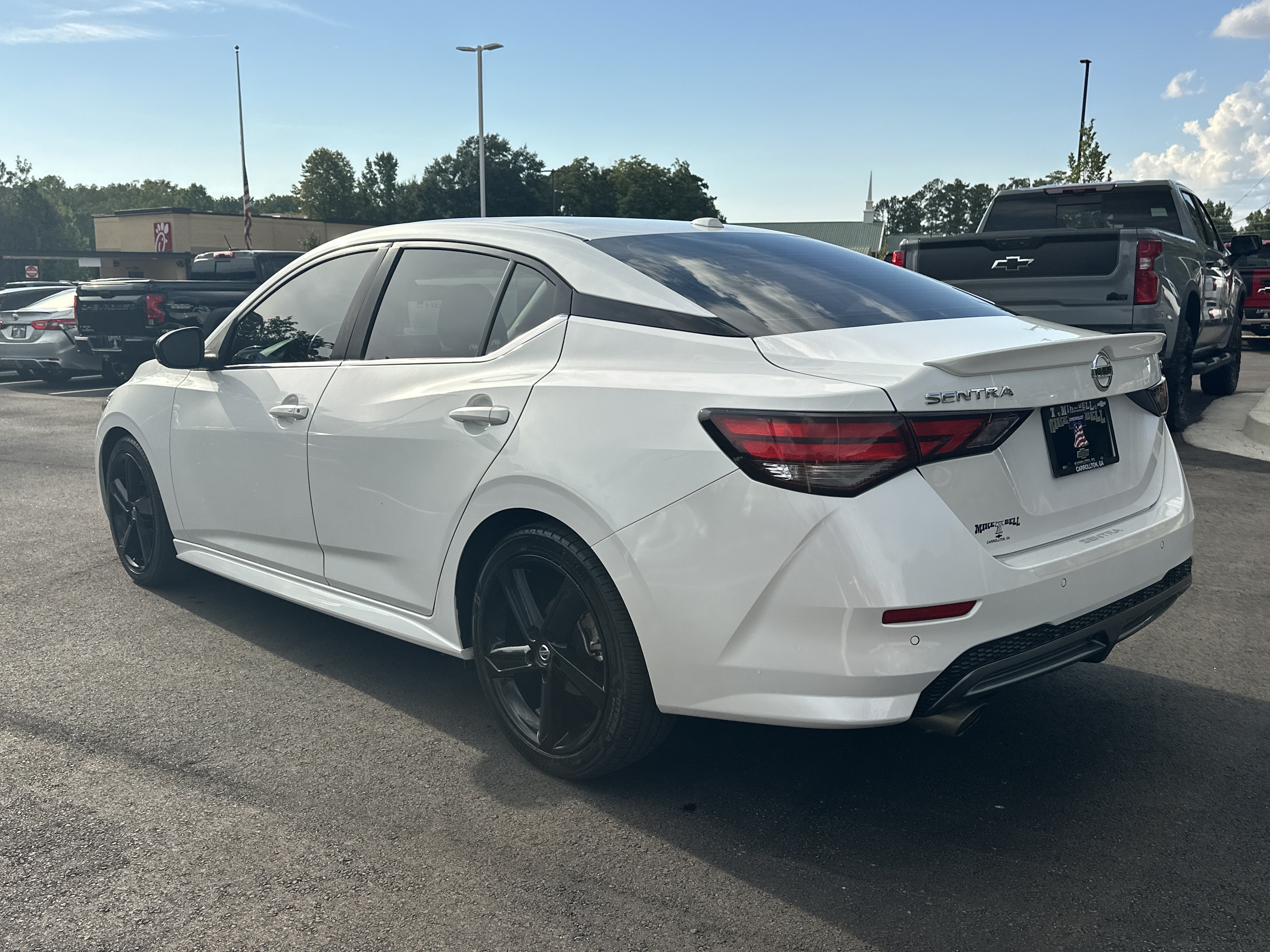 Used 2023 Nissan Sentra SR FWD image 6