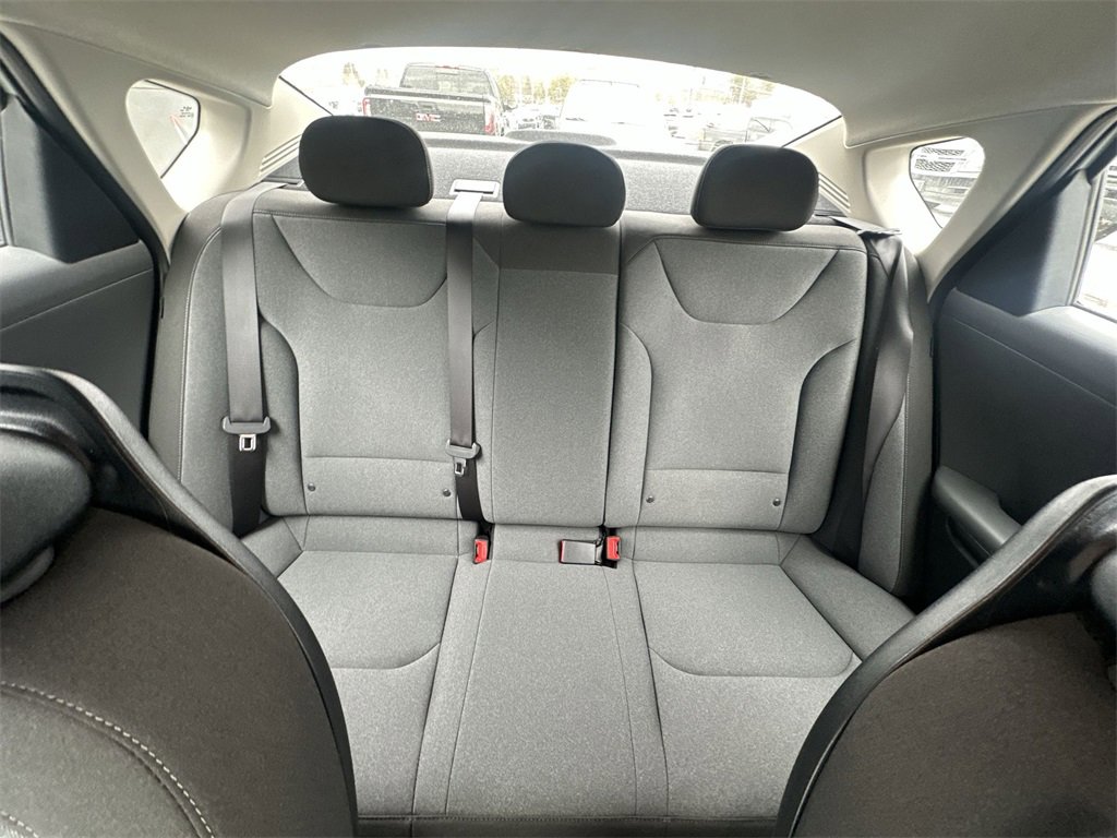 Used 2025 Kia K4 LXS image 13