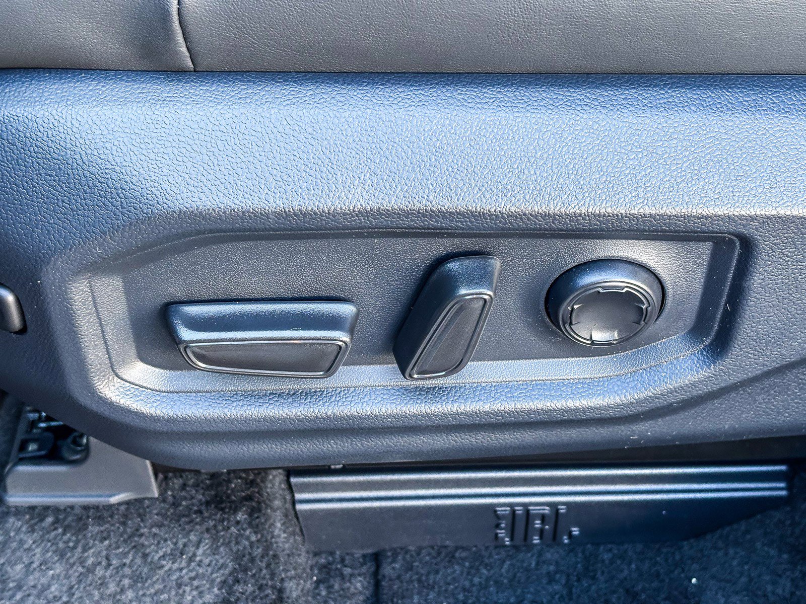 New 2026 Toyota Sequoia Platinum AWD/4WD image 23