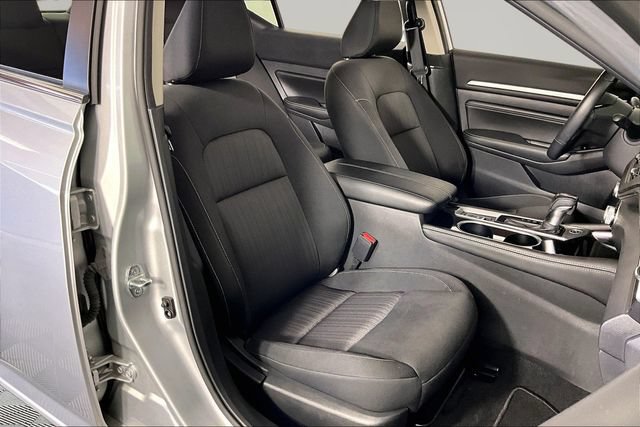 Used 2023 Nissan Altima 2.5 SV w/ SV Premium Package FWD image 27