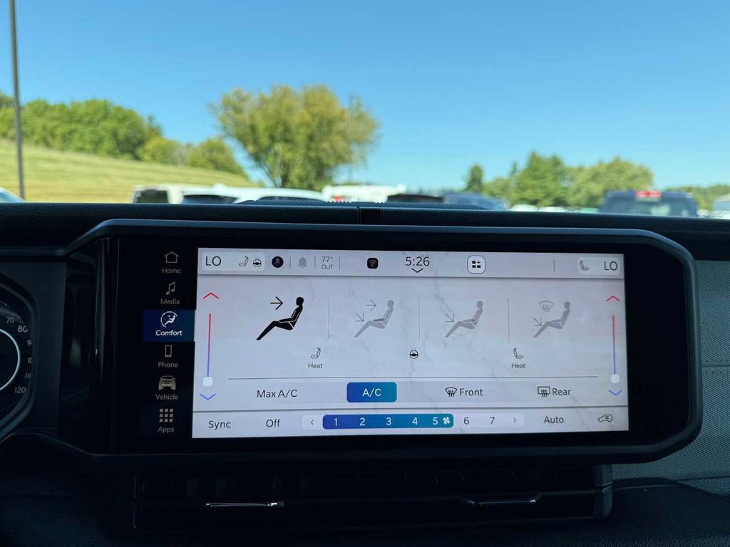 Used 2024 Jeep Wrangler Willys image 27