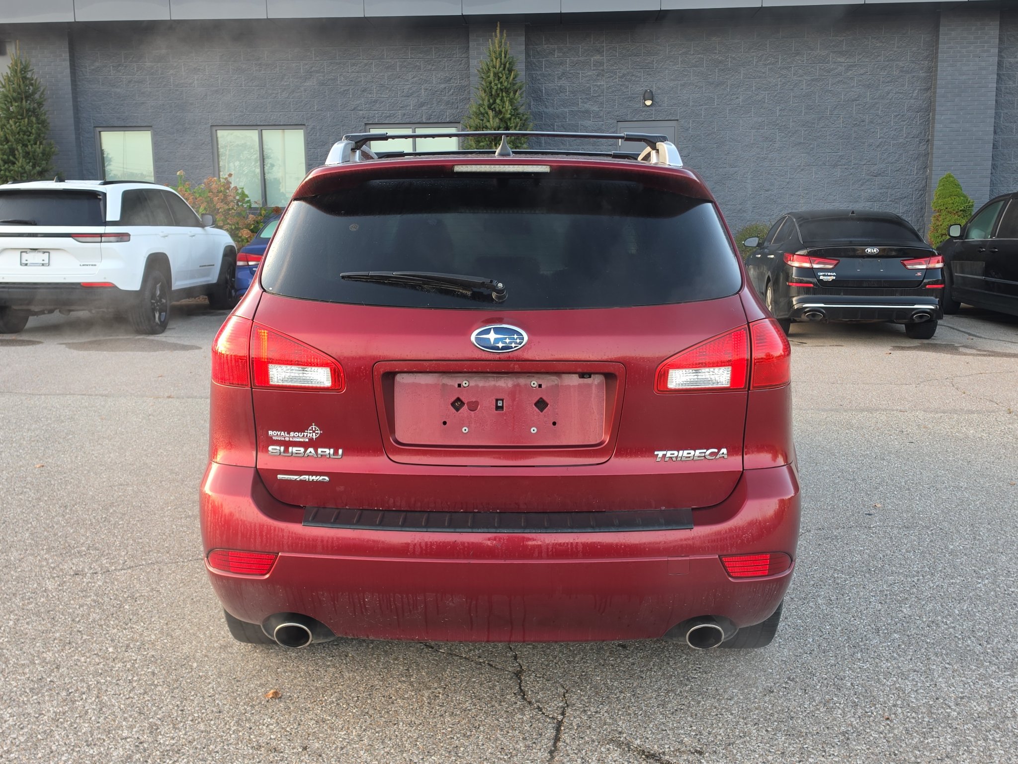 Used 2011 Subaru Tribeca Touring AWD/4WD image 6
