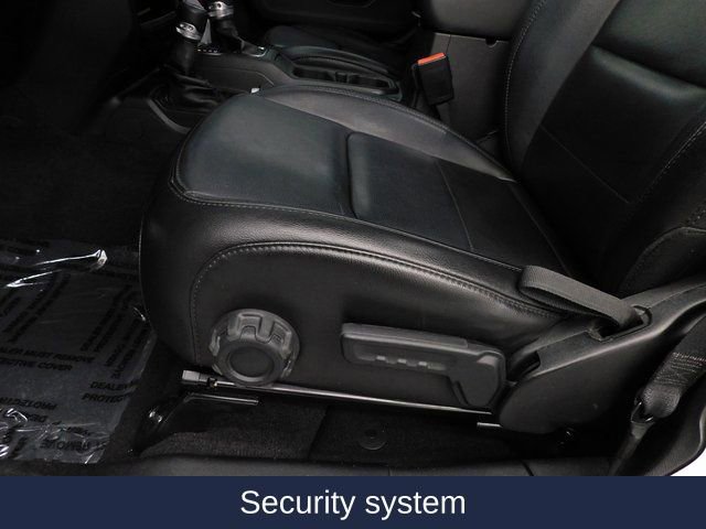 Used 2021 Jeep Wrangler Unlimited Sahara image 25