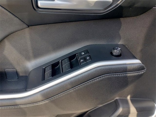 Used 2024 Toyota Highlander XSE image 32