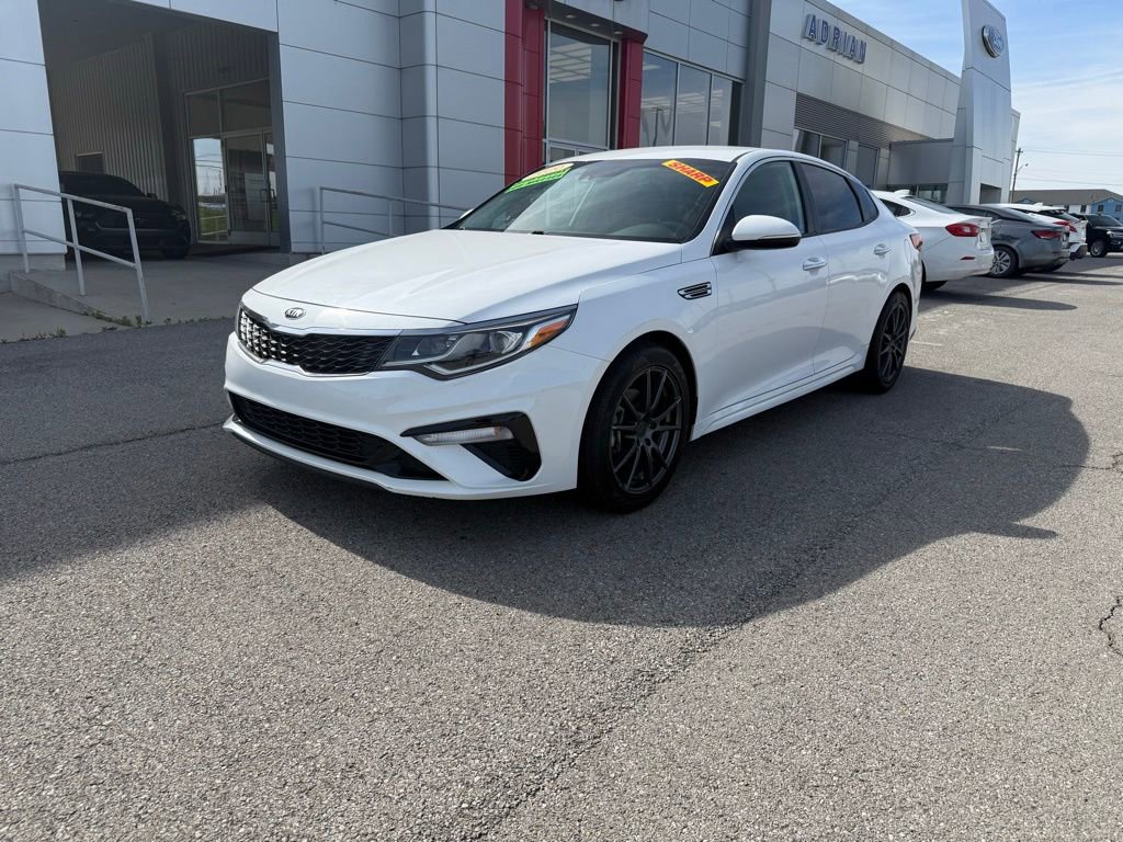 Used 2020 Kia Optima LX FWD image 1