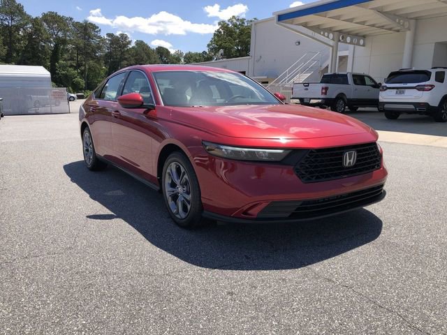 Used 2024 Honda Accord EX image 2