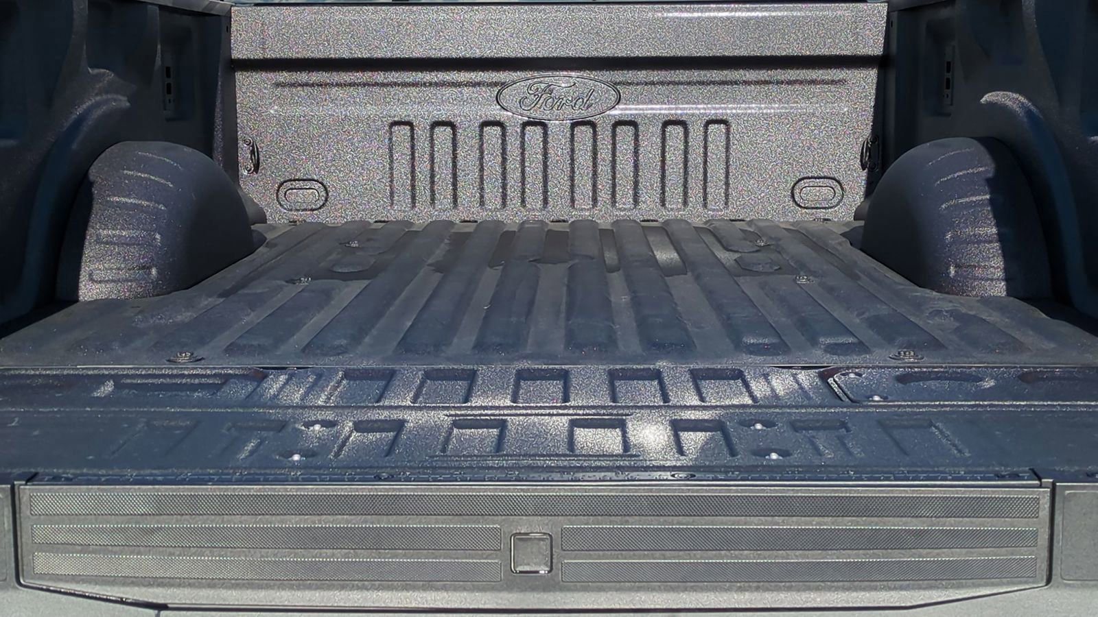 New 2024 Ford F250 Lariat w/ Lariat Ultimate Package image 37