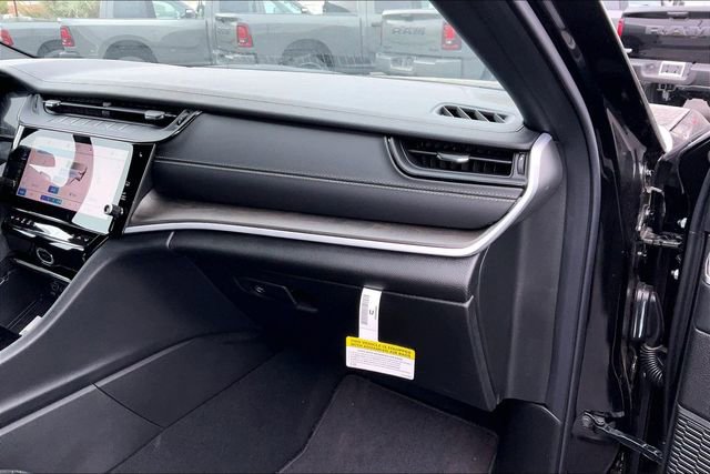 New 2026 Jeep Grand Cherokee L 4WD image 29
