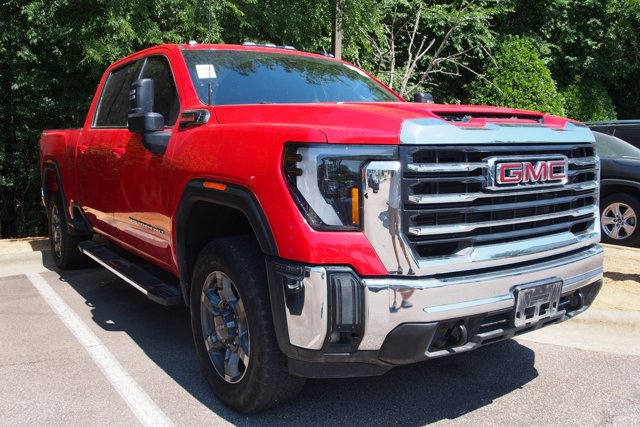 Used 2025 GMC Sierra 2500 SLE w/ Preferred Package AWD/4WD image 2