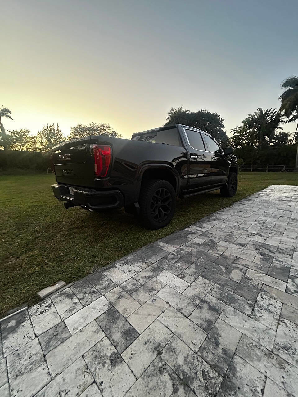 Used 2020 GMC Sierra 1500 Denali w/ Technology Package image 6