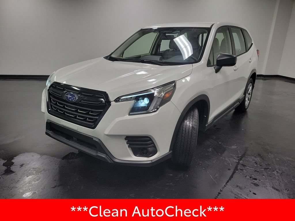 Used 2023 Subaru Forester AWD/4WD image 4
