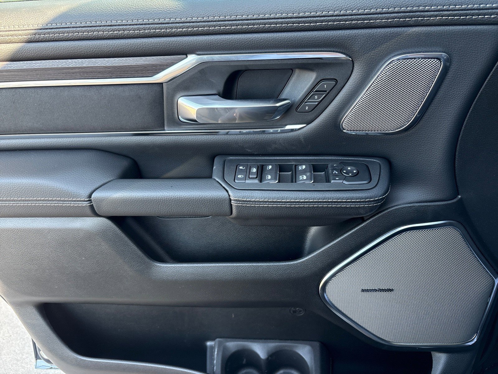 New 2026 RAM 1500 Laramie w/ Night Edition image 17