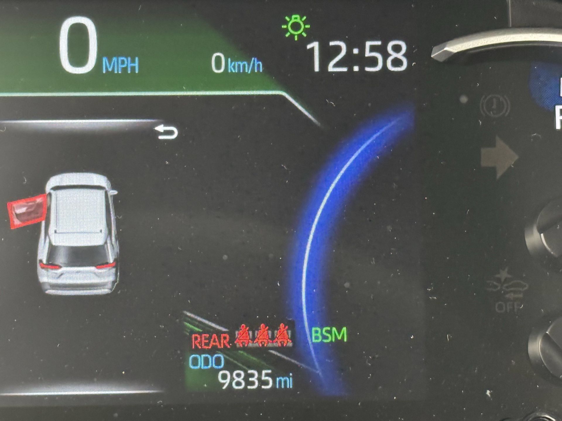 Used 2025 Toyota RAV4 SE w/ Convenience Package AWD/4WD image 26