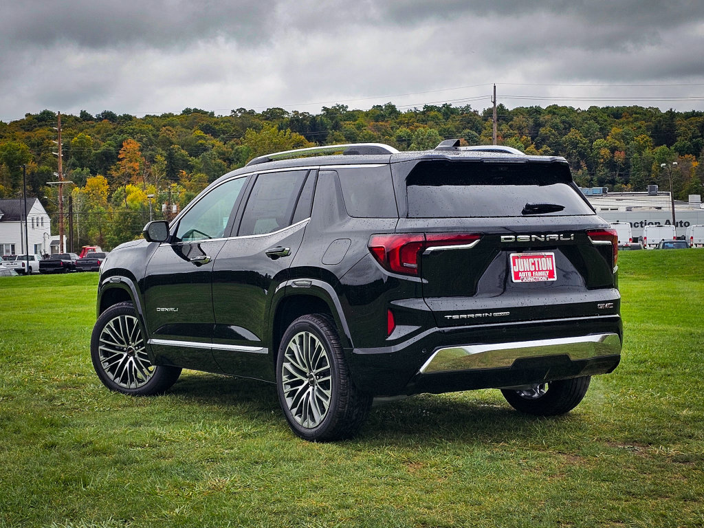 New 2027 GMC Terrain Denali AWD/4WD image 5