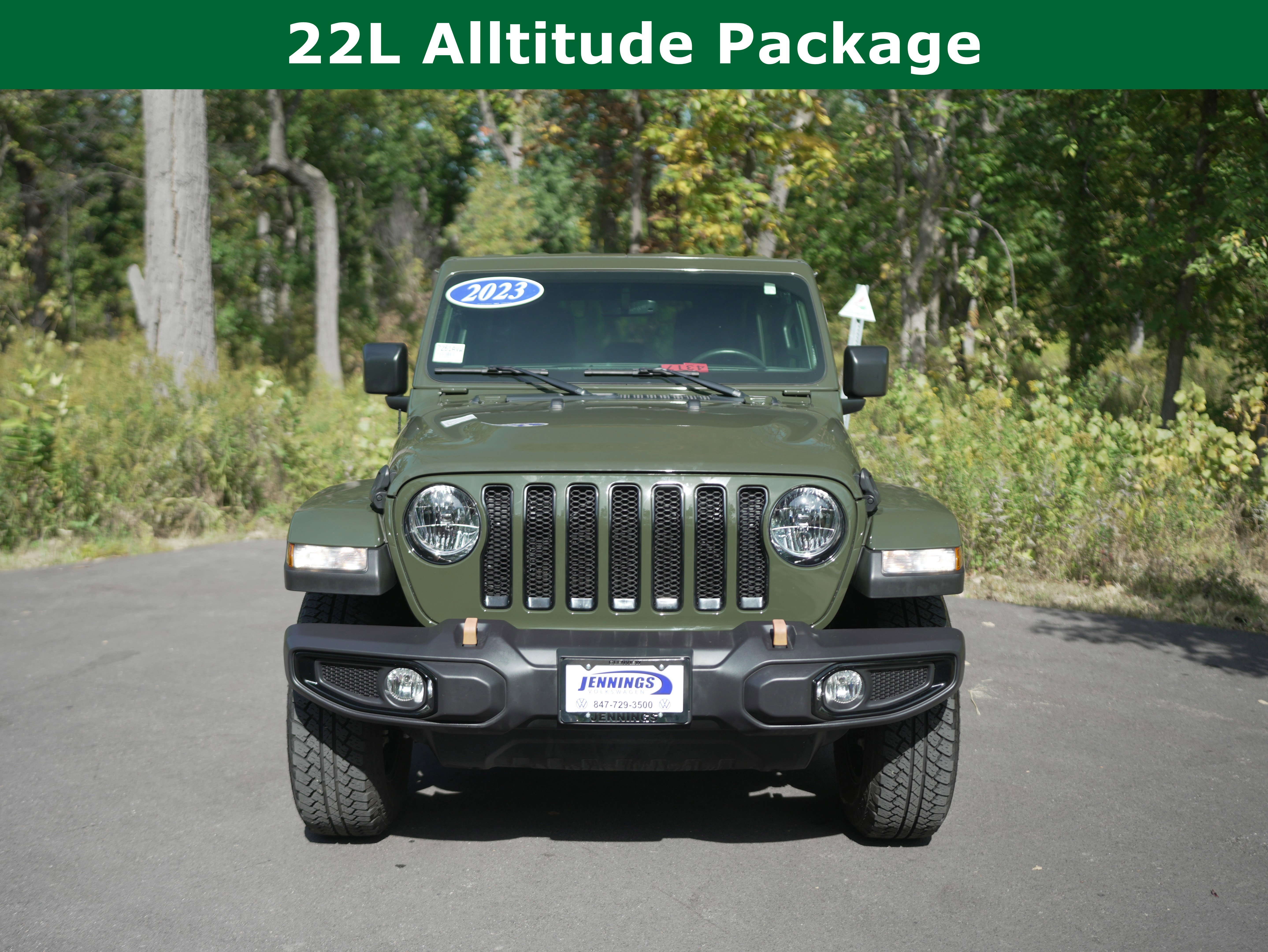 Used 2023 Jeep Wrangler Unlimited Sahara image 3