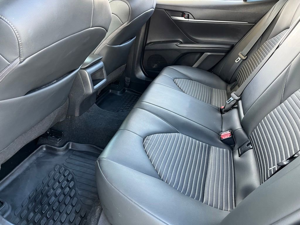 Used 2024 Toyota Camry SE FWD image 15