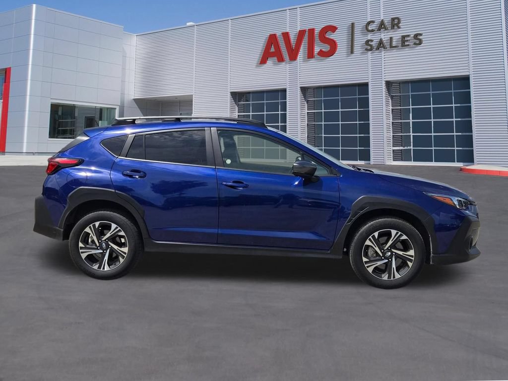 Used 2025 Subaru Crosstrek 2.5i Premium AWD/4WD image 5