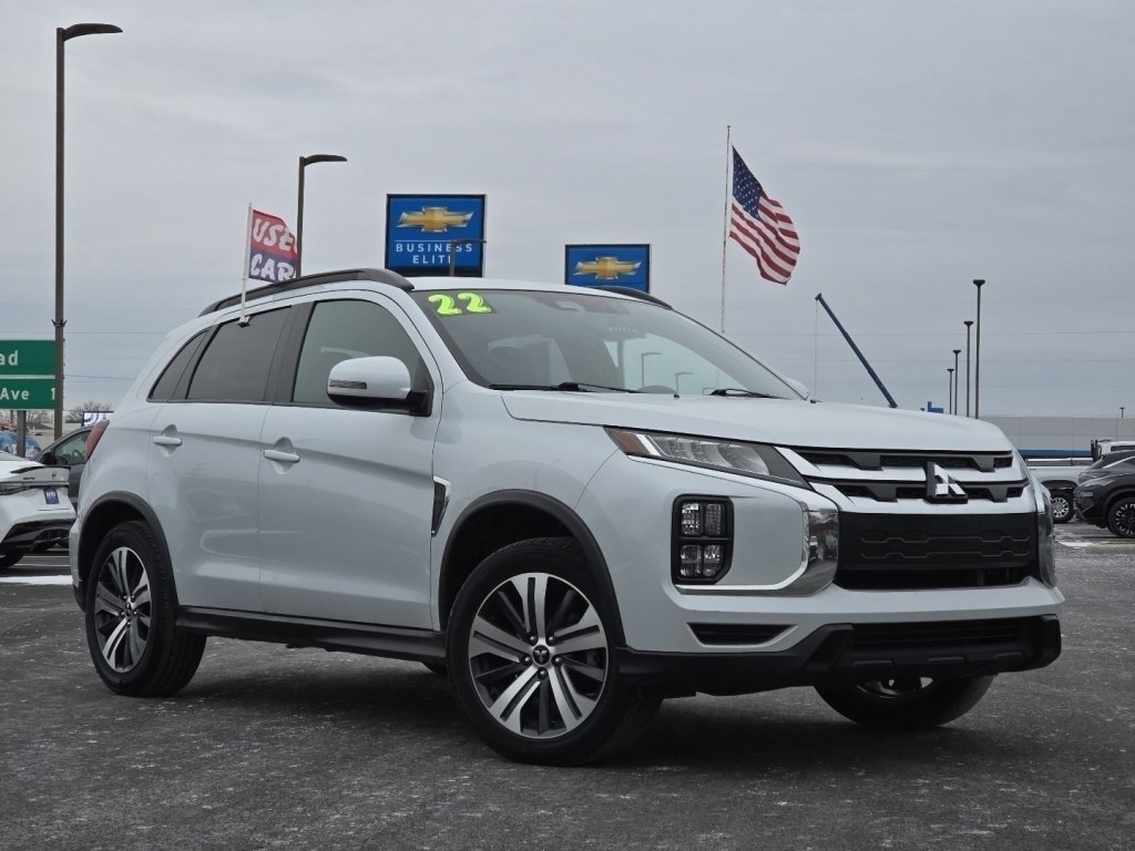 Used 2022 Mitsubishi Outlander Sport GT image 2