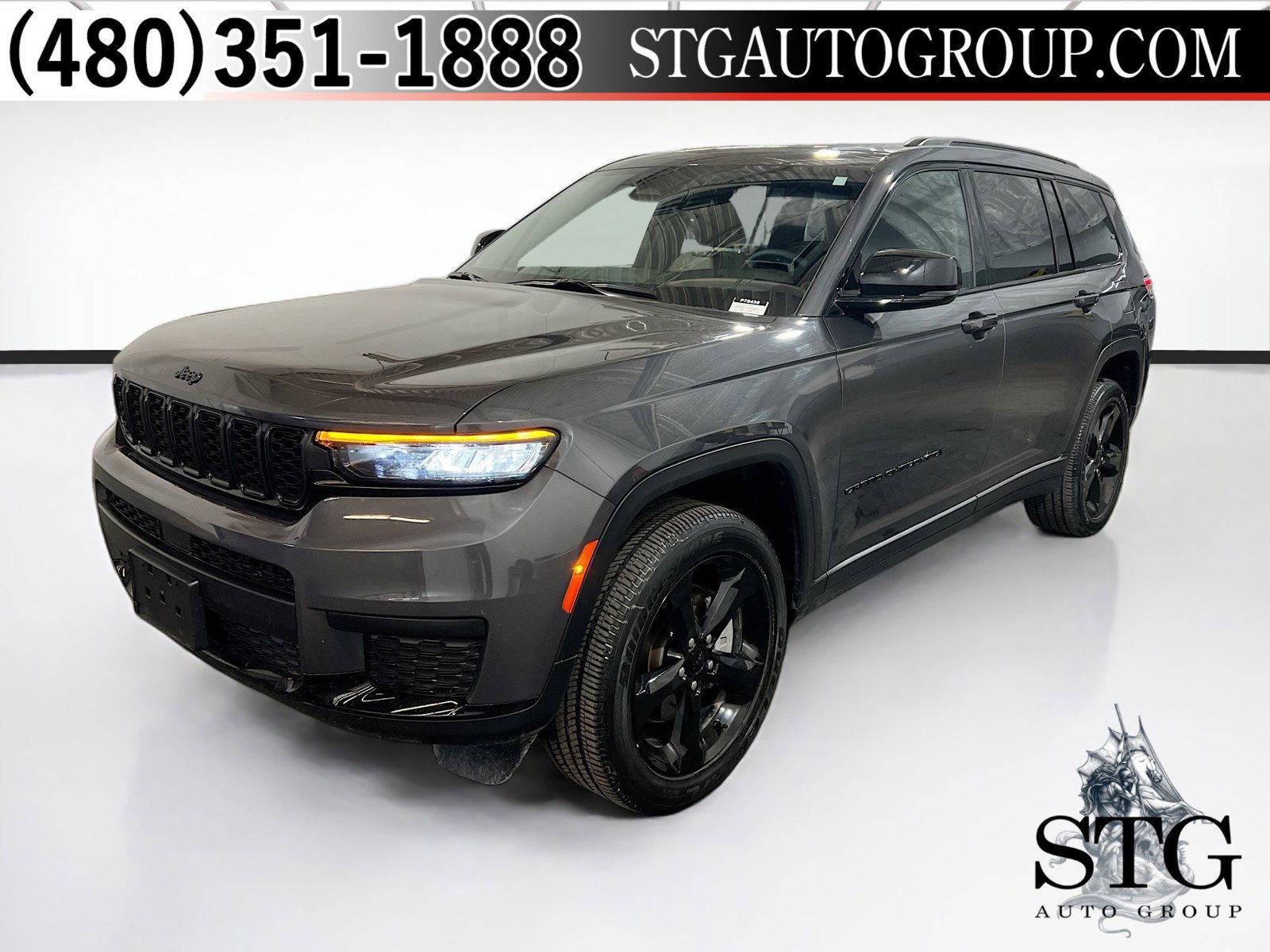 Used 2024 Jeep Grand Cherokee L Altitude AWD/4WD image 1