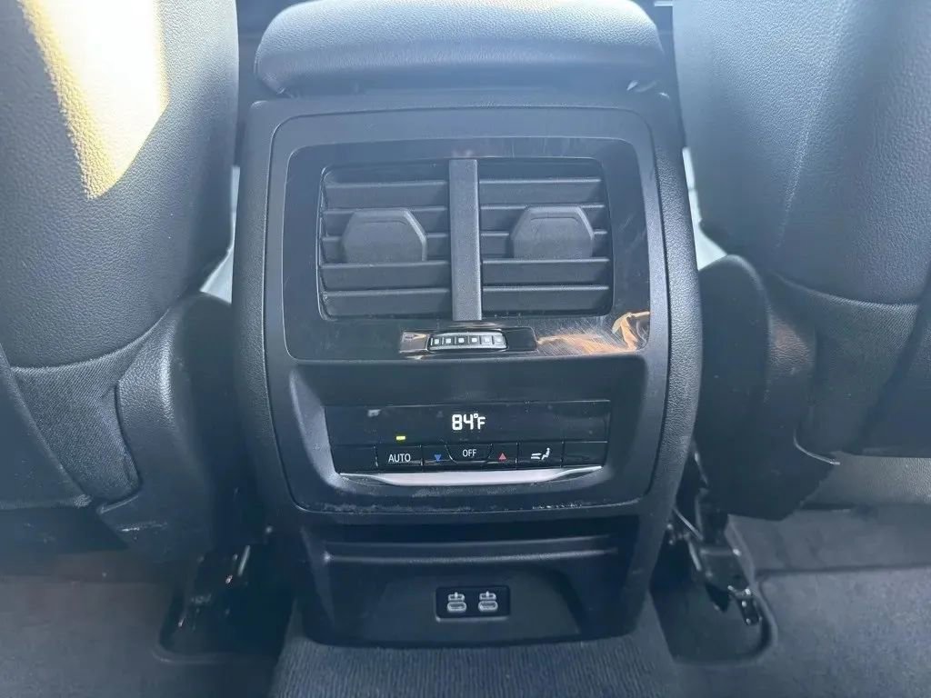 Used 2024 BMW X3 xDrive30i w/ Premium Essential Package image 21