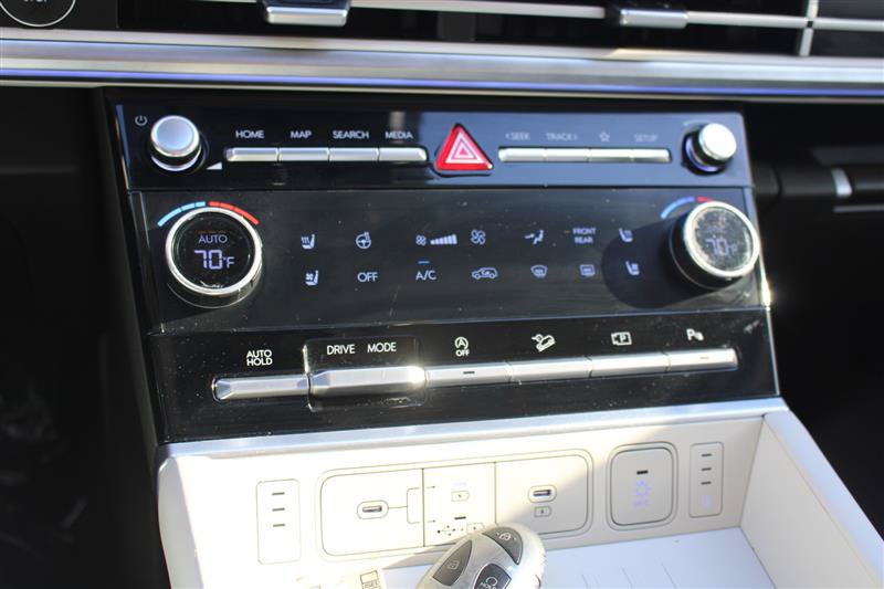 Used 2025 Hyundai Santa Fe Calligraphy FWD image 22