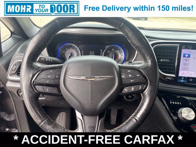 Used 2021 Chrysler Pacifica Touring-L w/ Premium & Safety Sphere Group FWD image 24