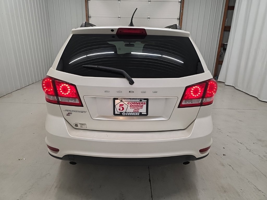 Used 2018 Dodge Journey SXT w/ Blacktop Package AWD/4WD image 4