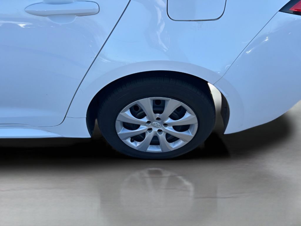 Used 2020 Toyota Corolla LE image 24
