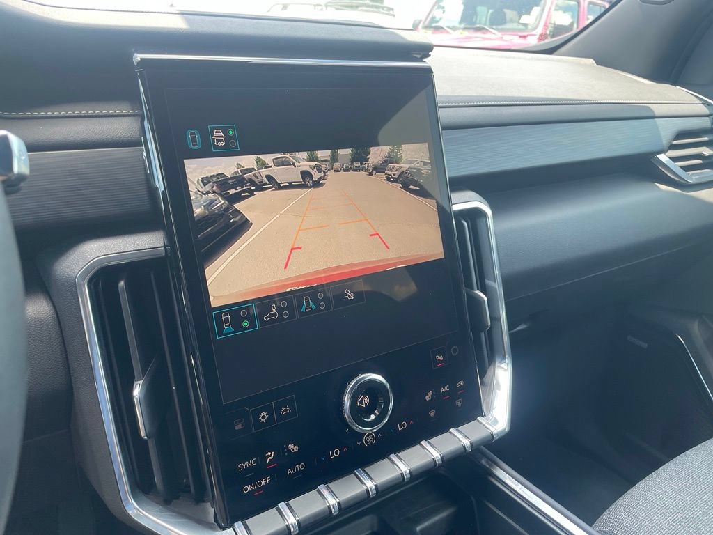 Used 2026 GMC Acadia Elevation FWD image 16
