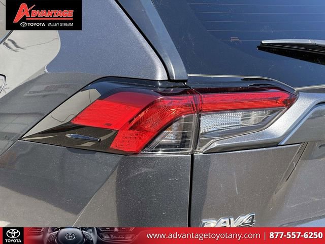 Used 2024 Toyota RAV4 XLE AWD/4WD image 13