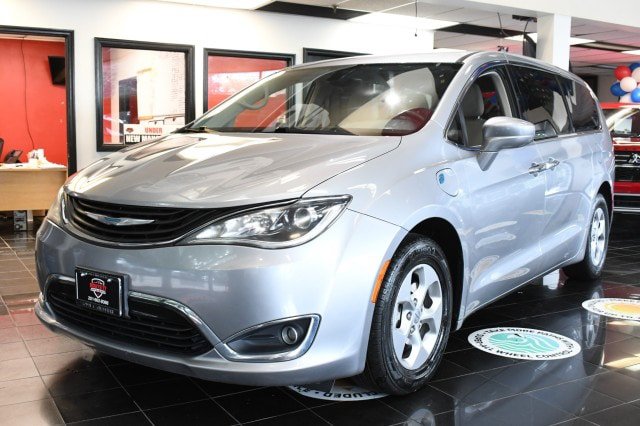 Used 2017 Chrysler Pacifica Touring Plus