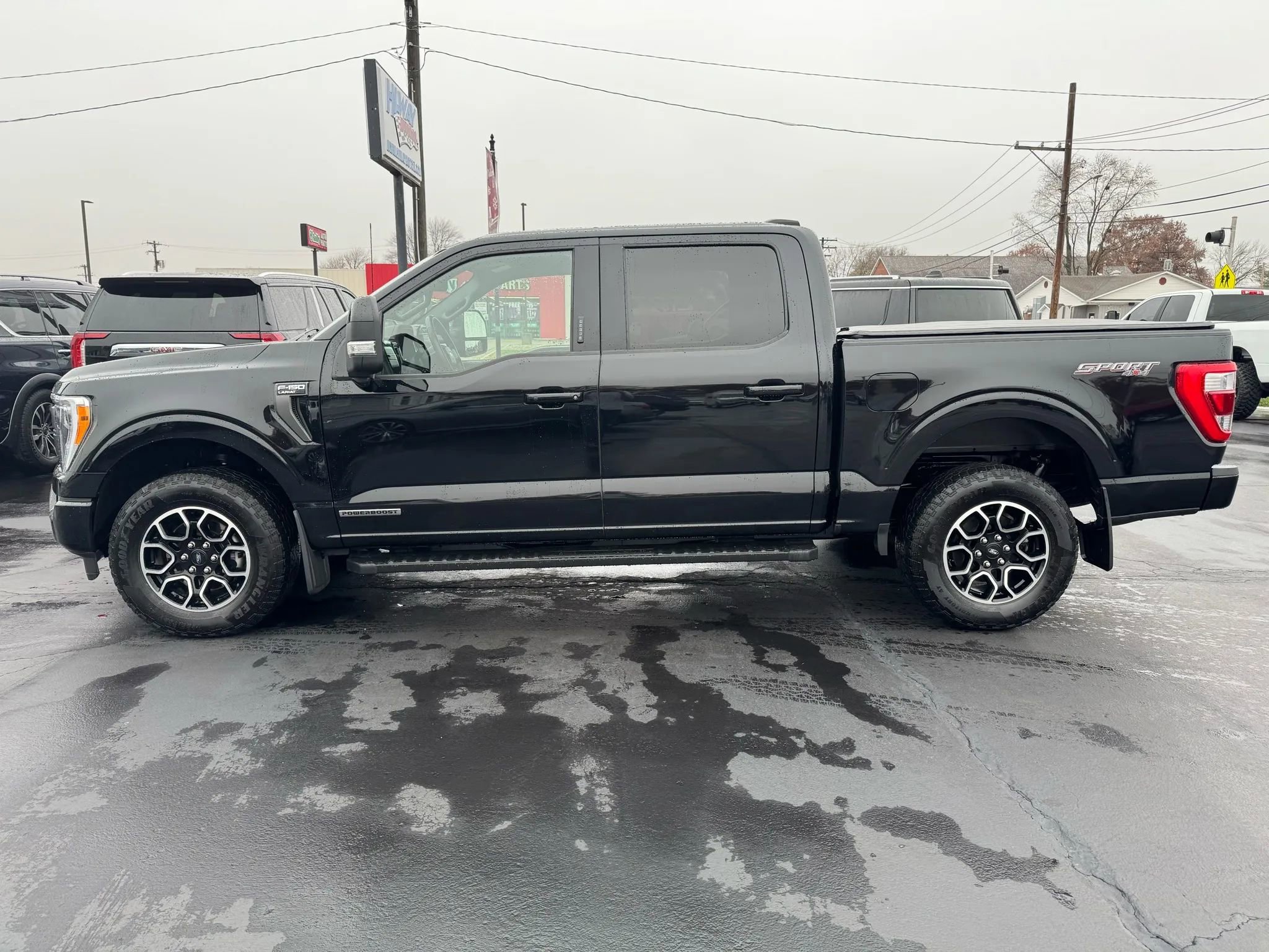 Used 2023 Ford F150 Lariat image 2