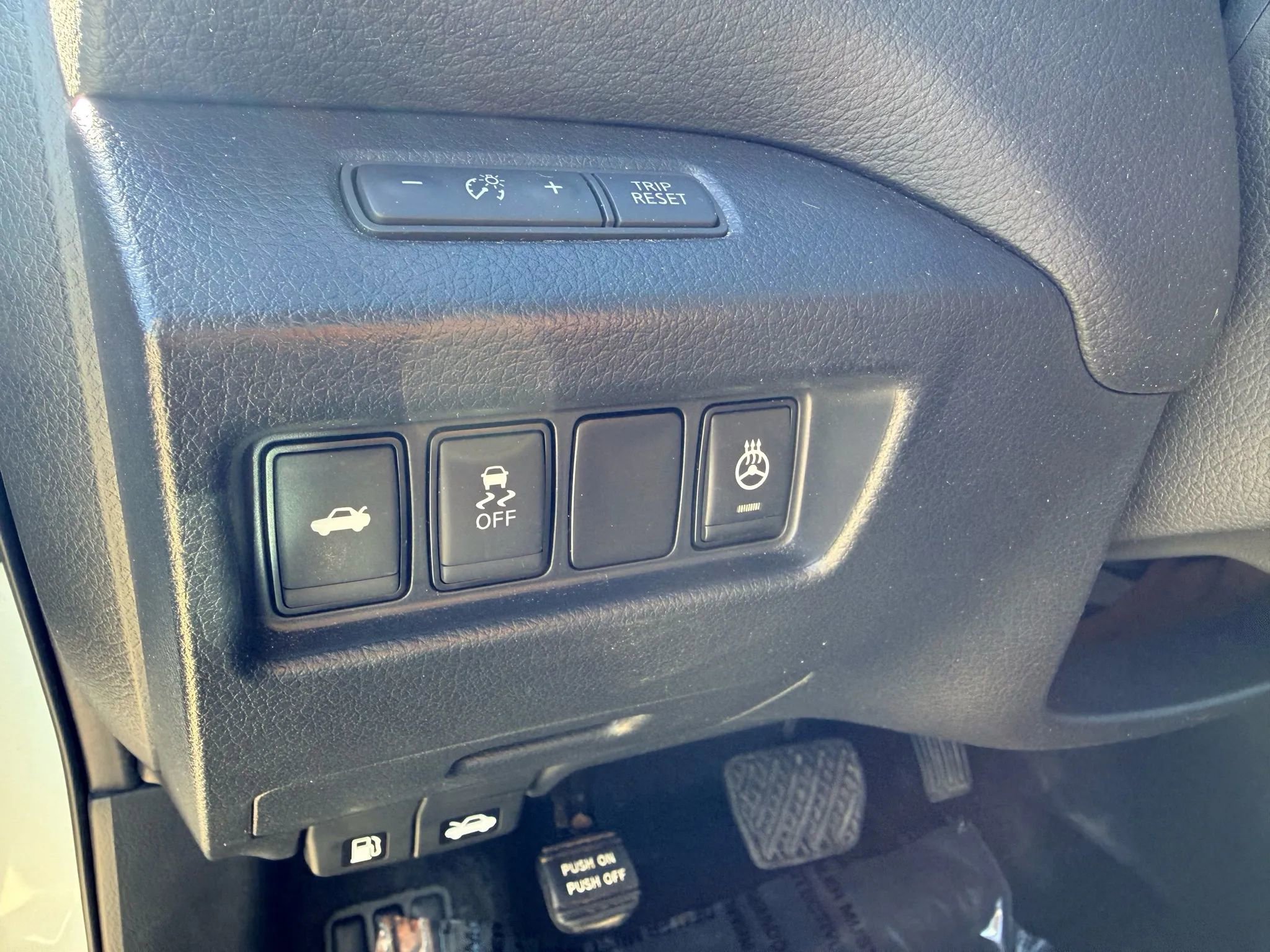 Used 2017 Nissan Altima 2.5 SL w/ 2.5 Technology Package image 17