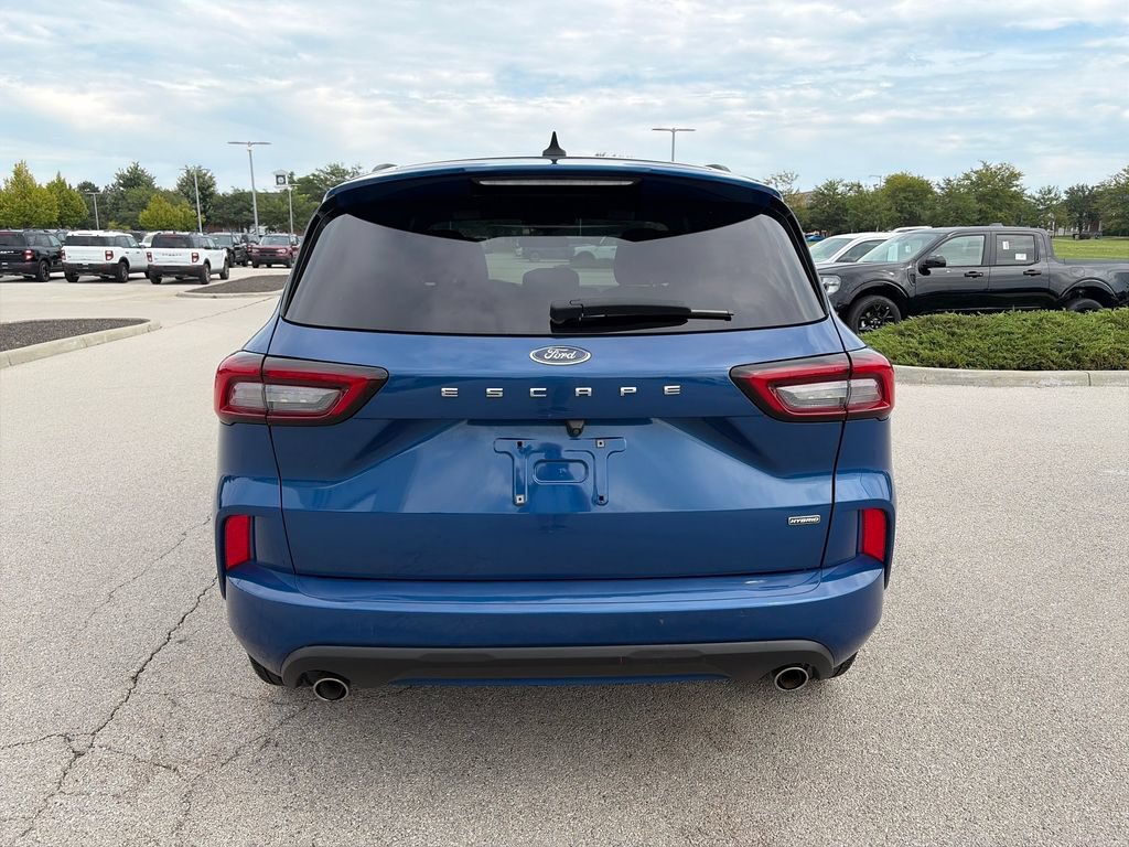 Used 2023 Ford Escape ST-Line w/ Equipment Group 301A FWD image 6