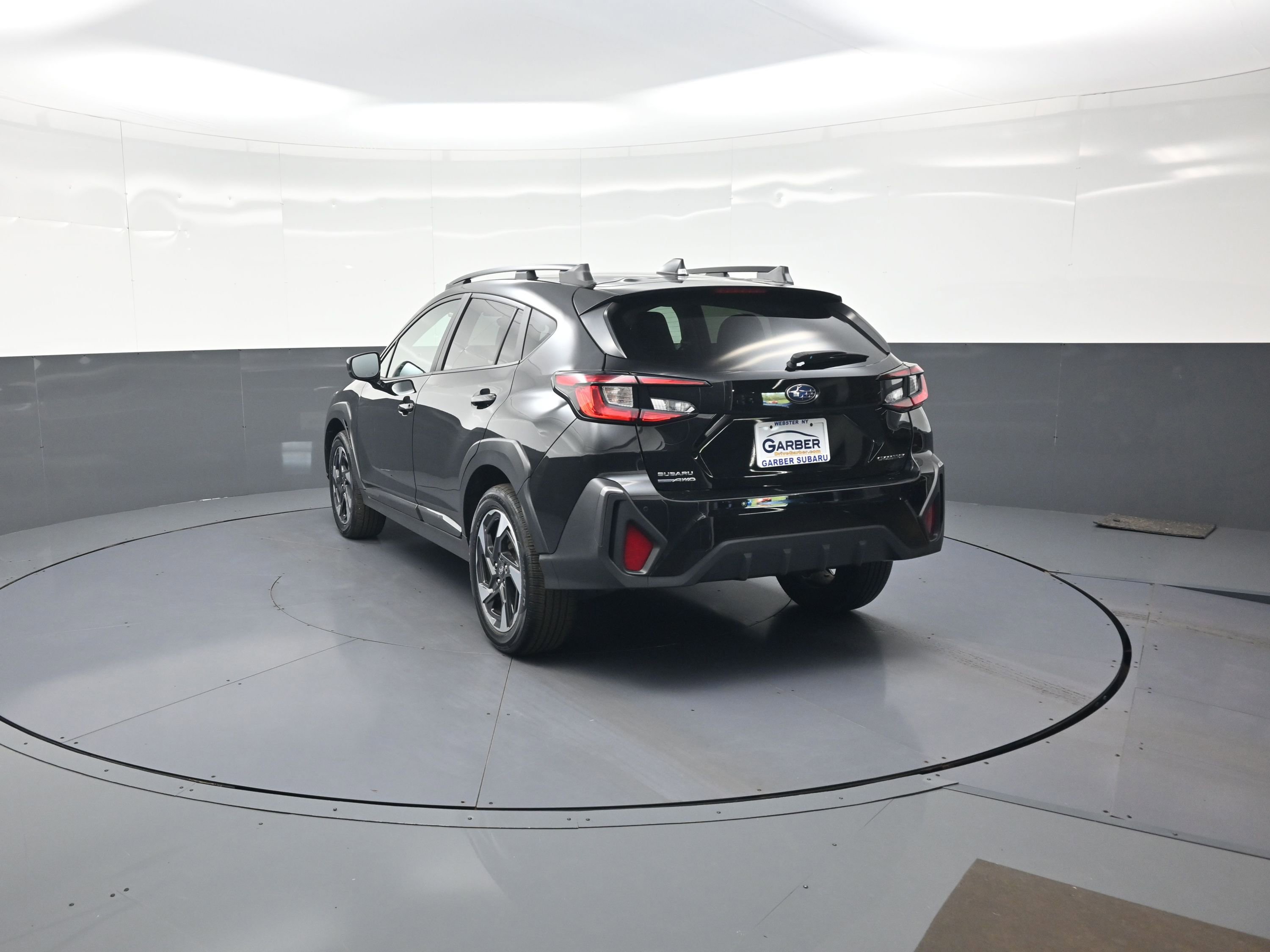 Used 2025 Subaru Crosstrek 2.5i Limited AWD/4WD image 5