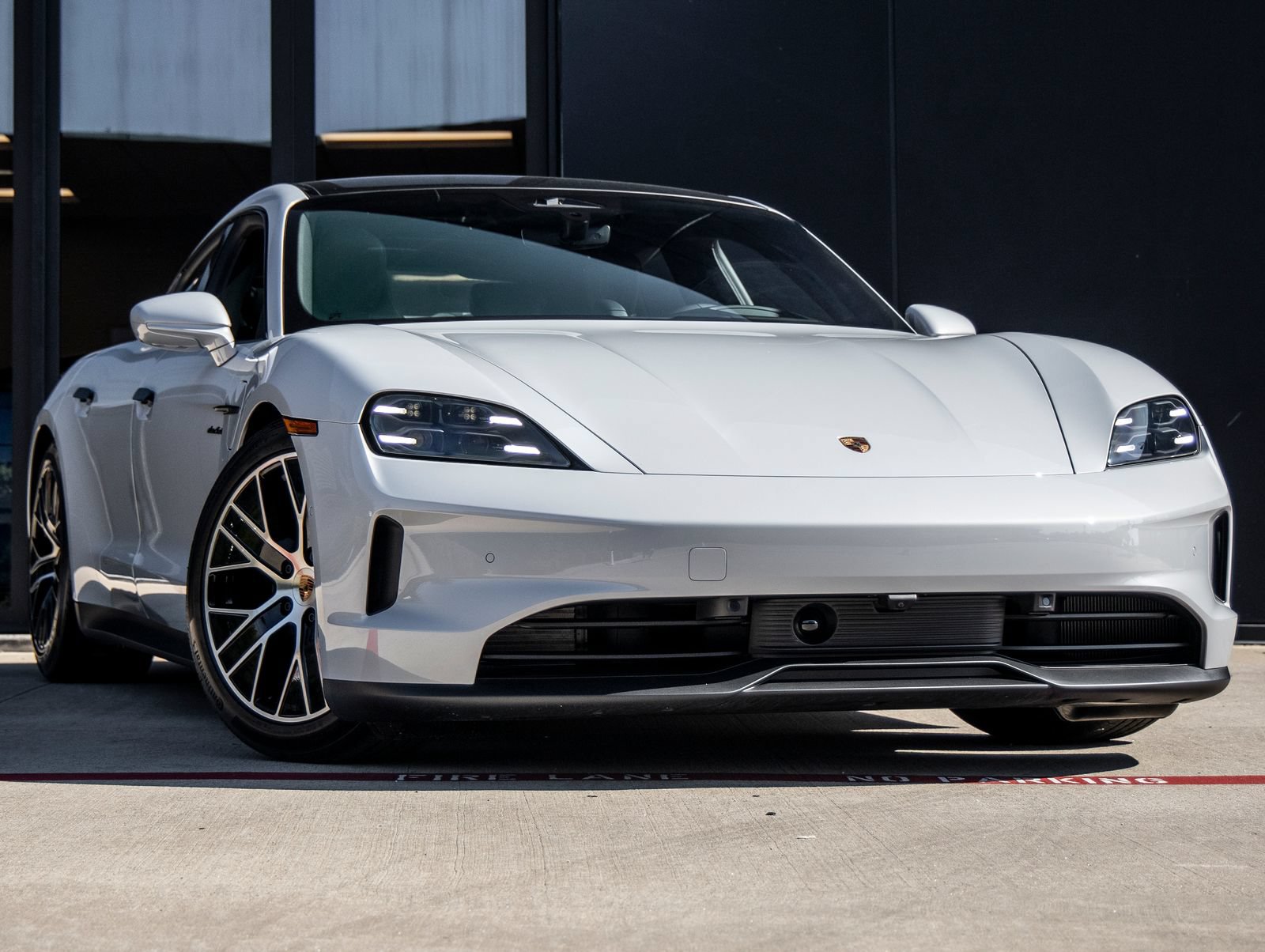 New 2026 Porsche Taycan AWD/4WD image 6