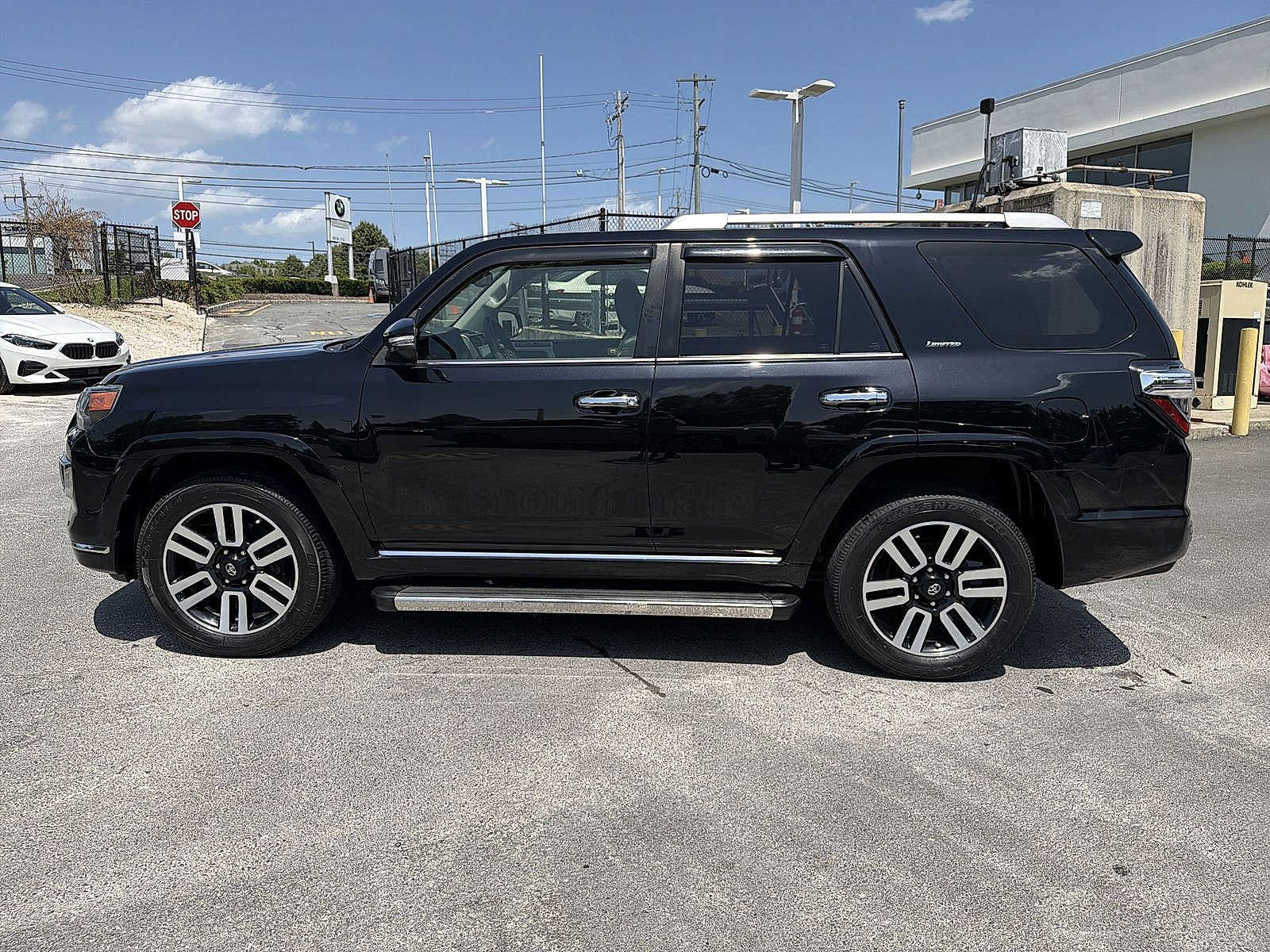 Used 2020 Toyota 4Runner Limited AWD/4WD image 11