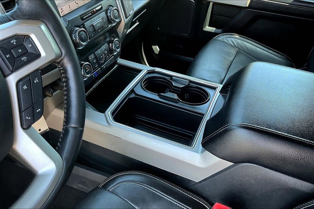 Used 2019 Ford F350 Lariat w/ Chrome Package AWD/4WD image 21