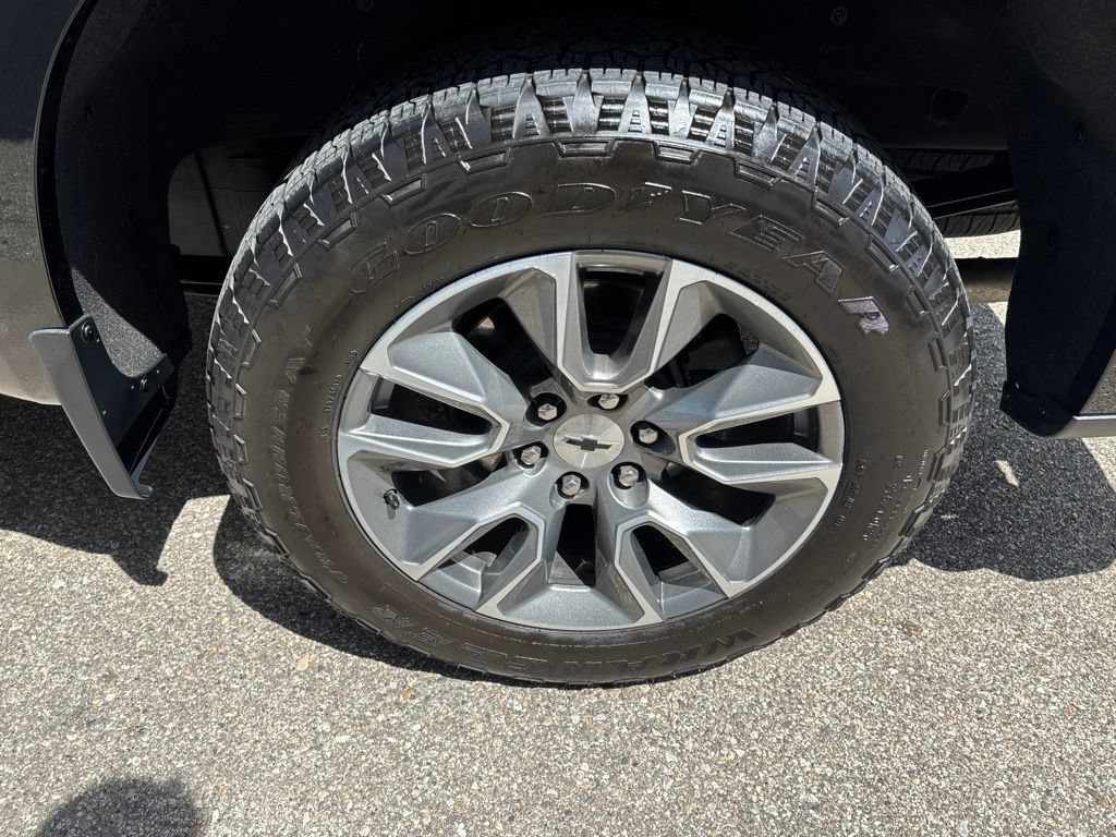 Certified 2022 Chevrolet Silverado 1500 RST w/ All Star Edition Plus AWD/4WD image 9