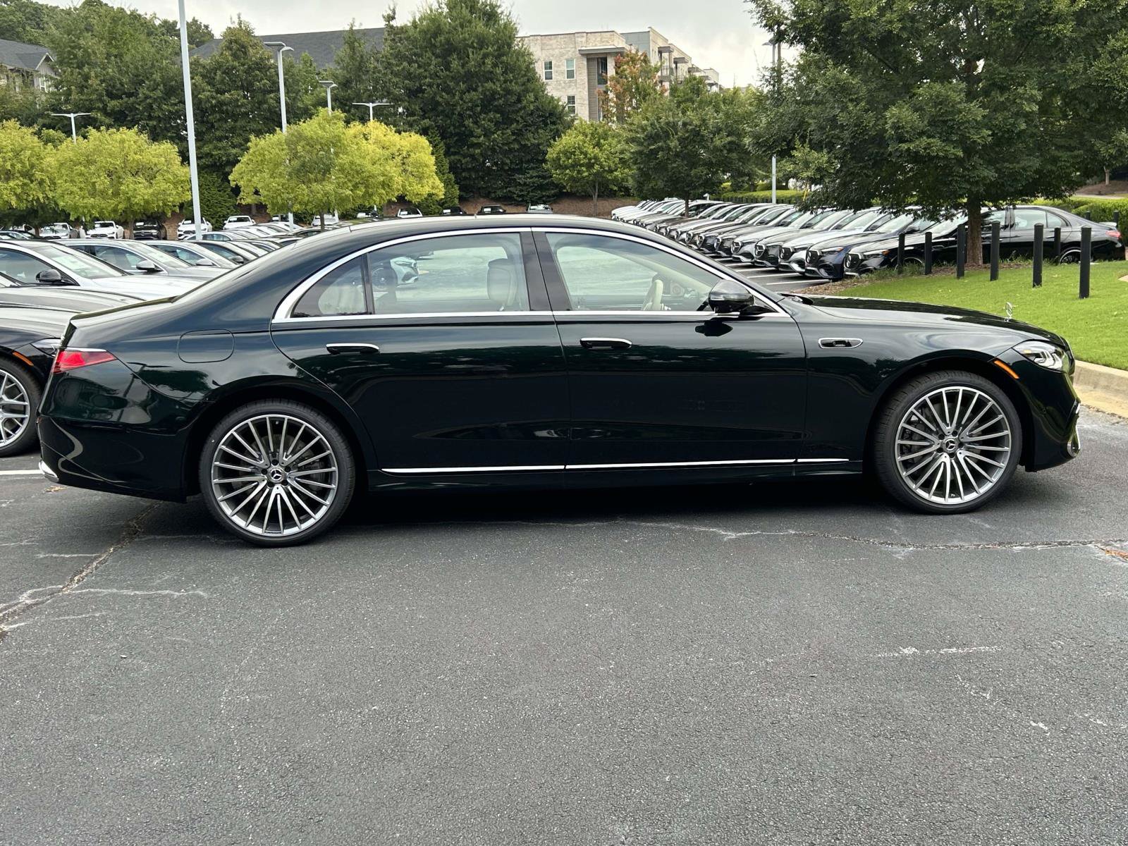 New 2027 Mercedes-Benz S 580 4MATIC Sedan image 5