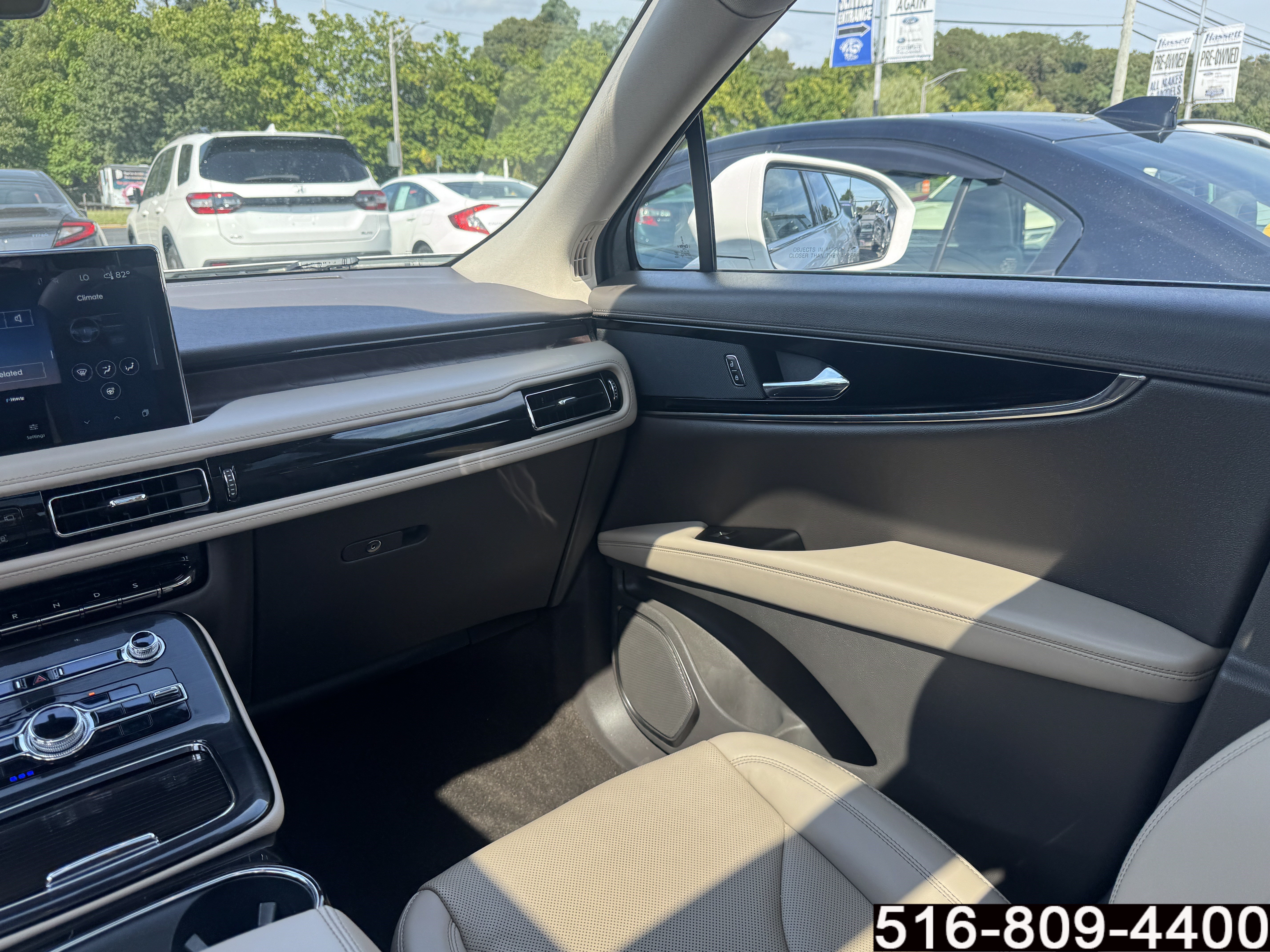 Used 2023 Lincoln Nautilus Reserve AWD/4WD image 15