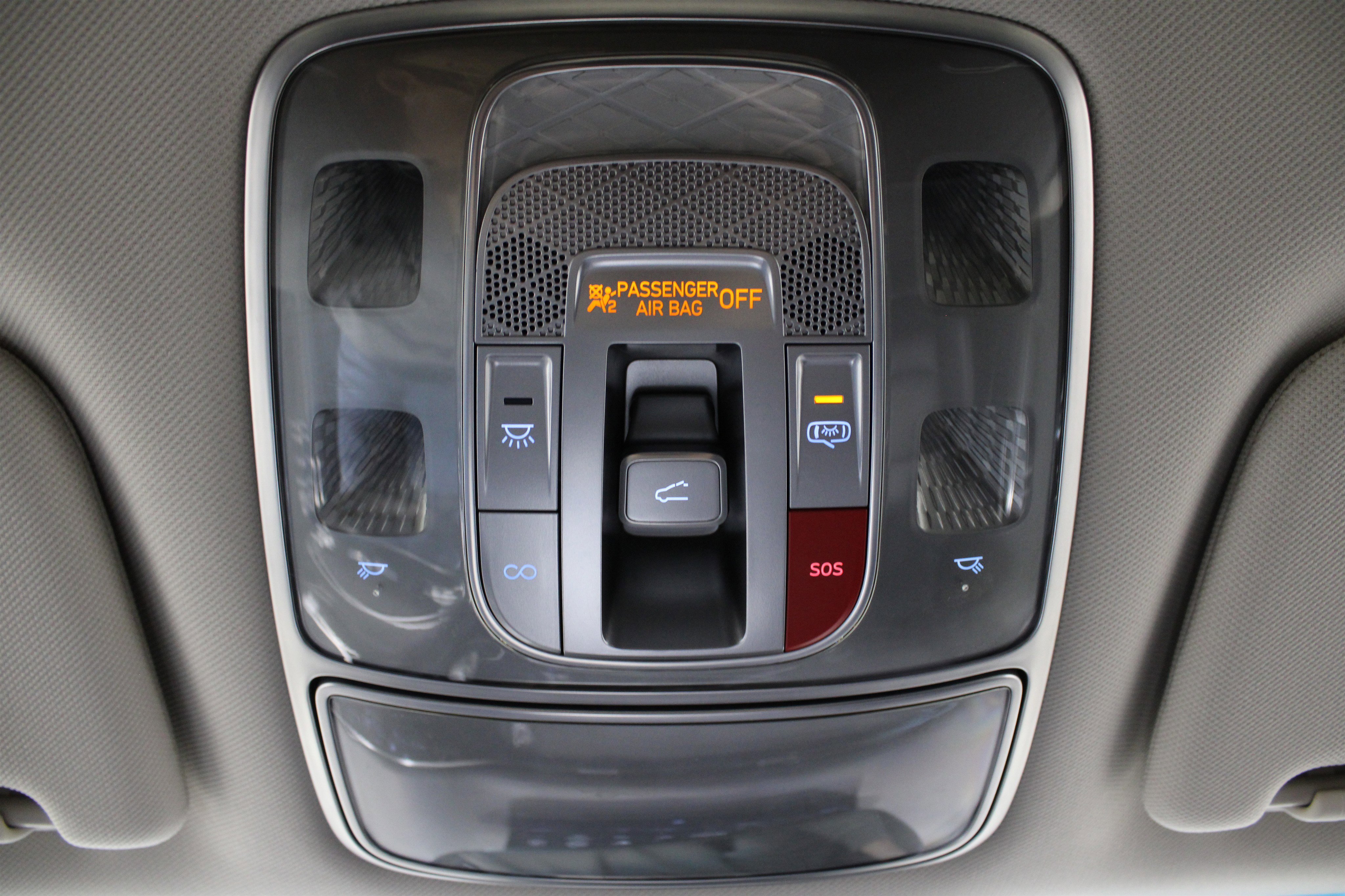 Used 2024 Genesis GV70 2.5T w/ Select Package image 24