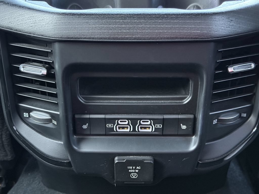 Used 2023 RAM 2500 Limited w/ Towing Technology Group AWD/4WD image 28
