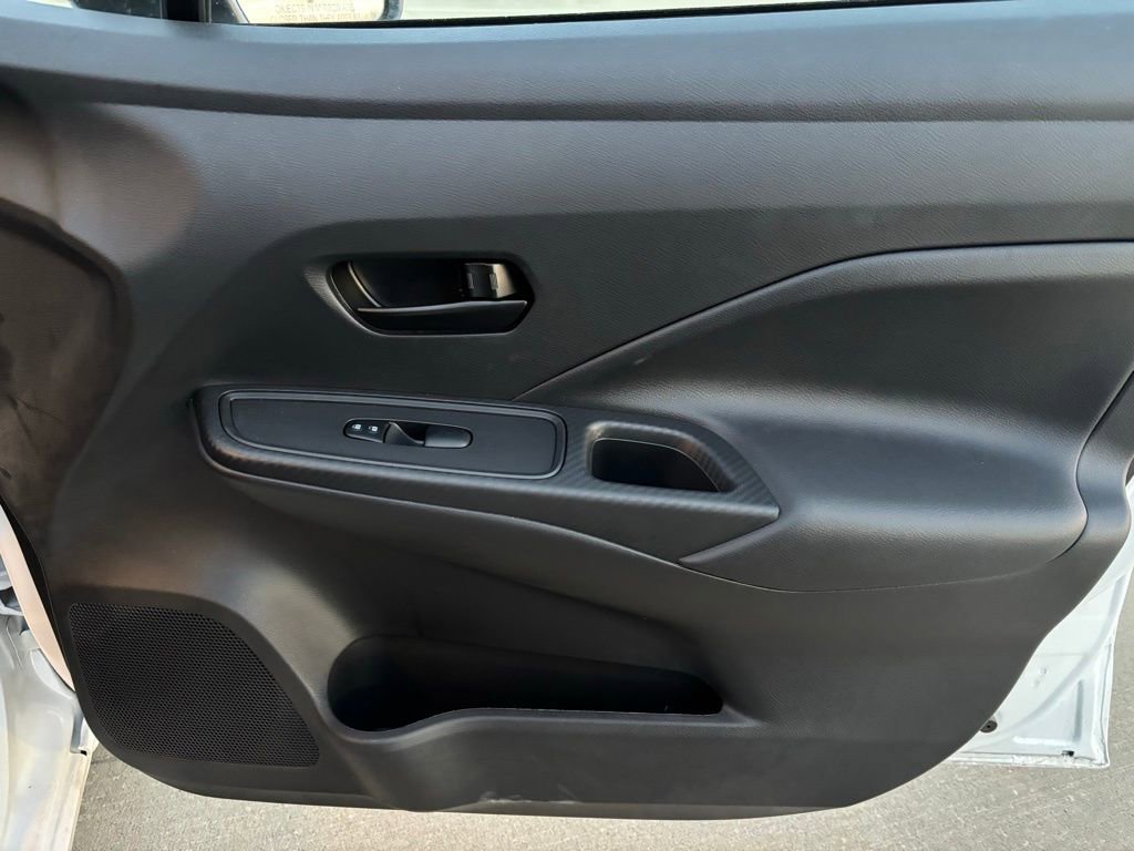 Used 2025 Nissan Versa S w/ Trunk Package image 11