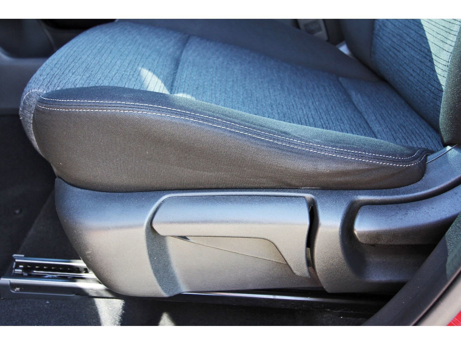 Used 2021 Nissan Rogue S FWD image 28