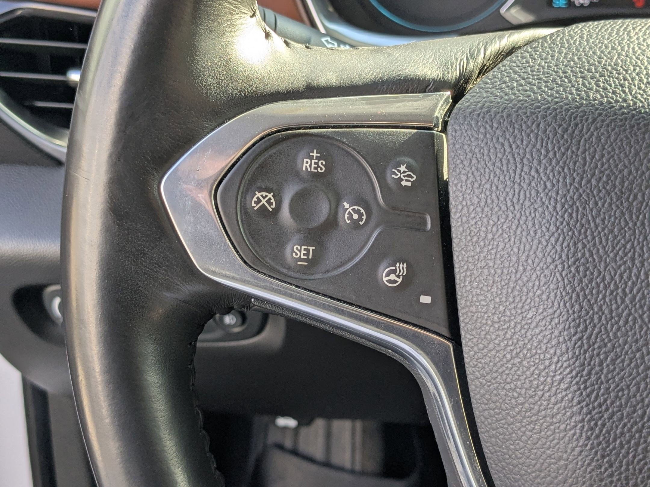 Used 2018 Chevrolet Traverse High Country image 18