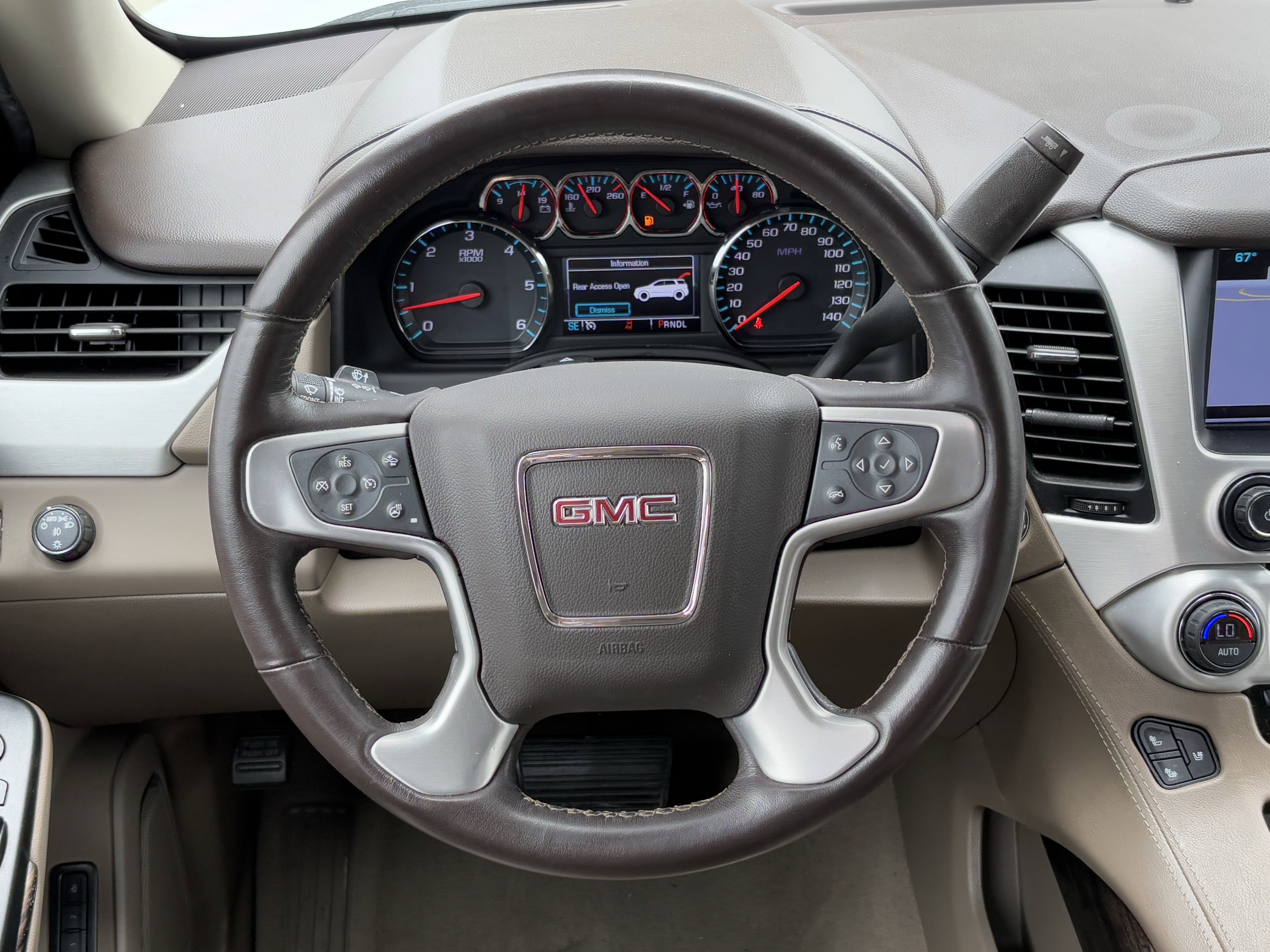 Used 2020 GMC Yukon SLT w/ Open Road Package RWD image 17